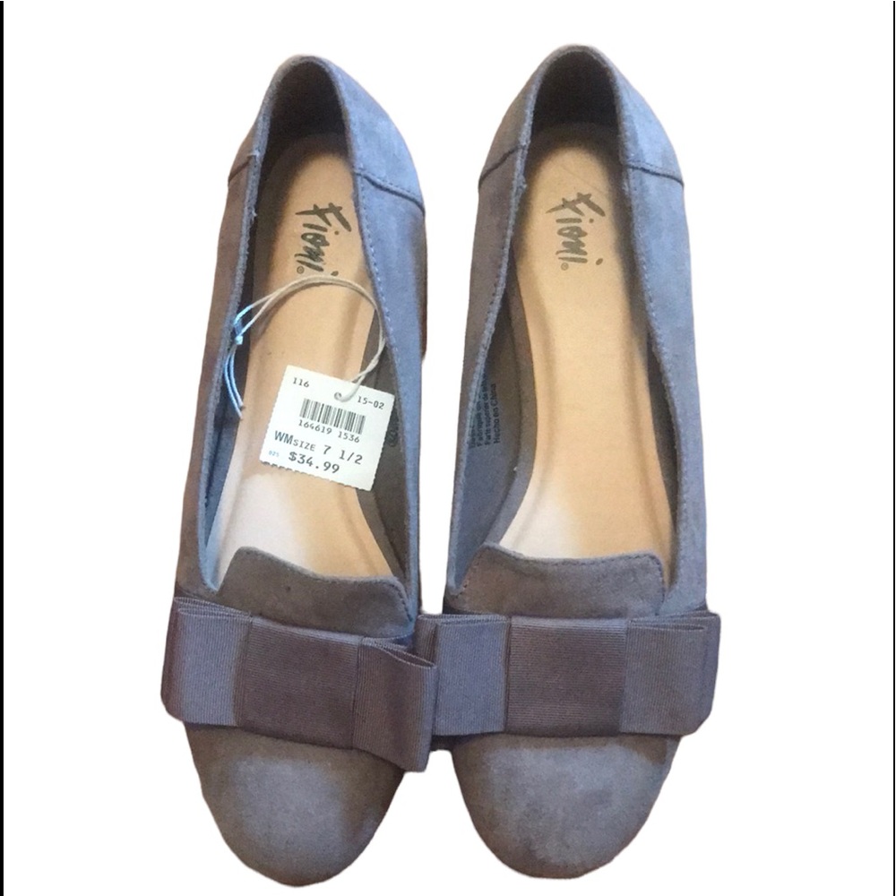NWT FIONI flats slip on shoes Size 7.5
